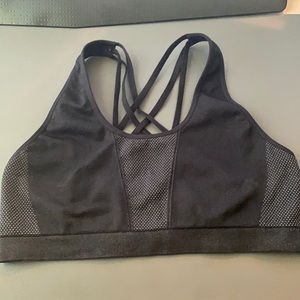 Fabletics seamless sports bra